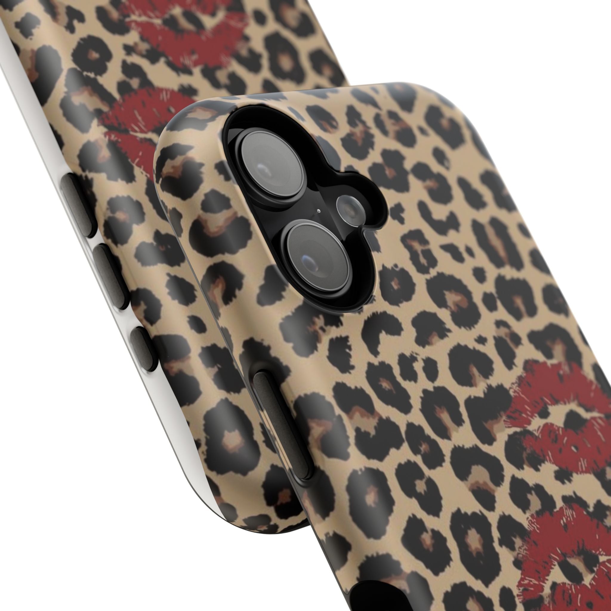 Leopard Kiss