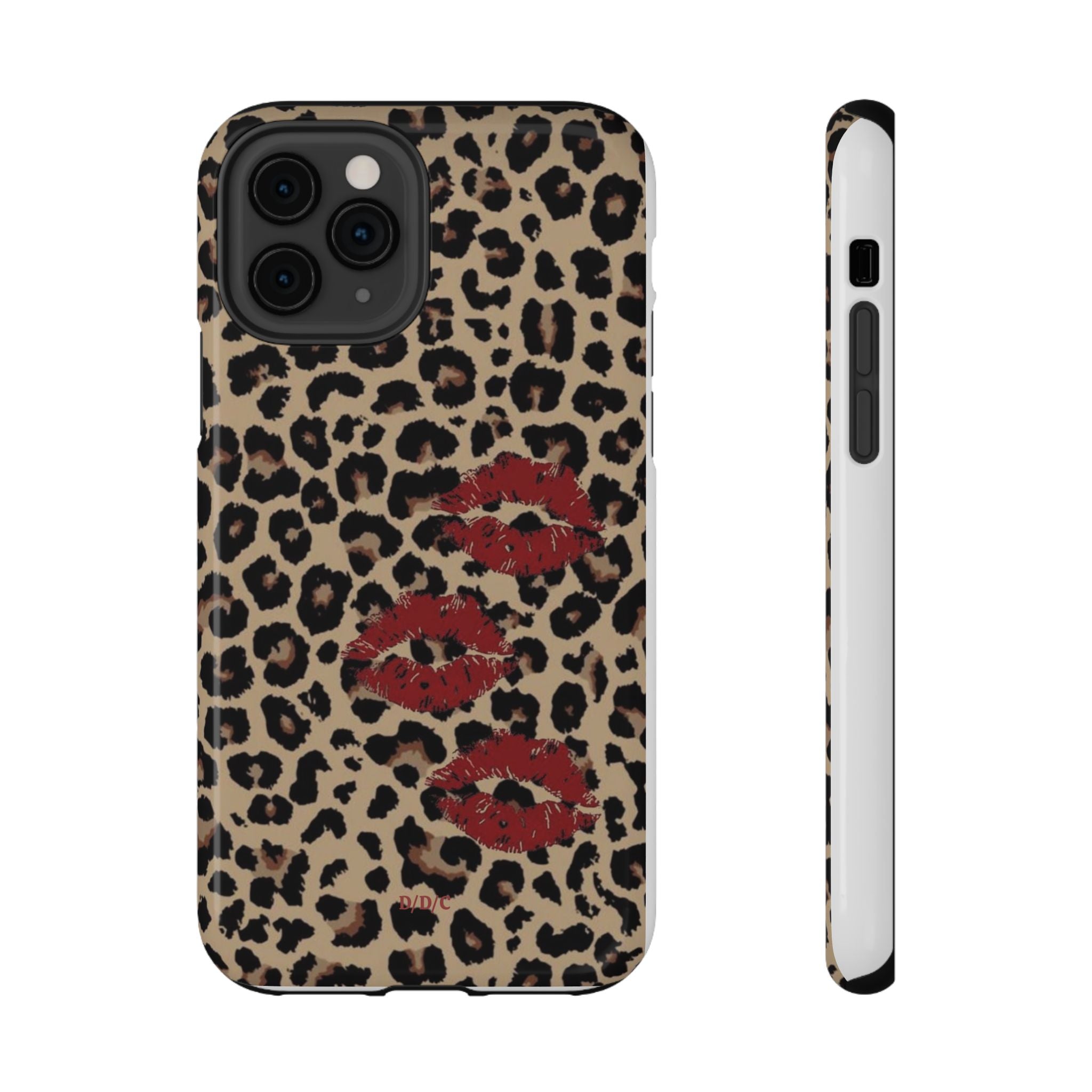 Leopard Kiss