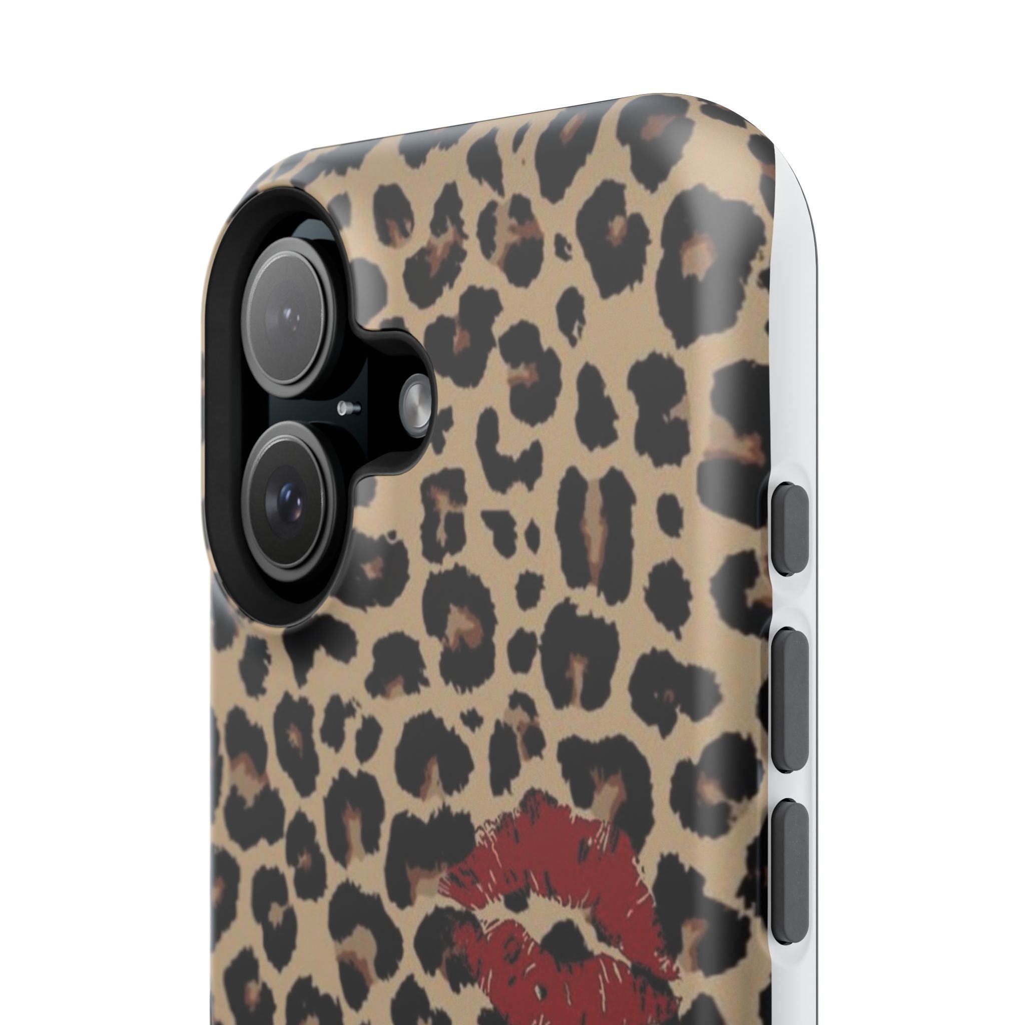 Leopard Kiss