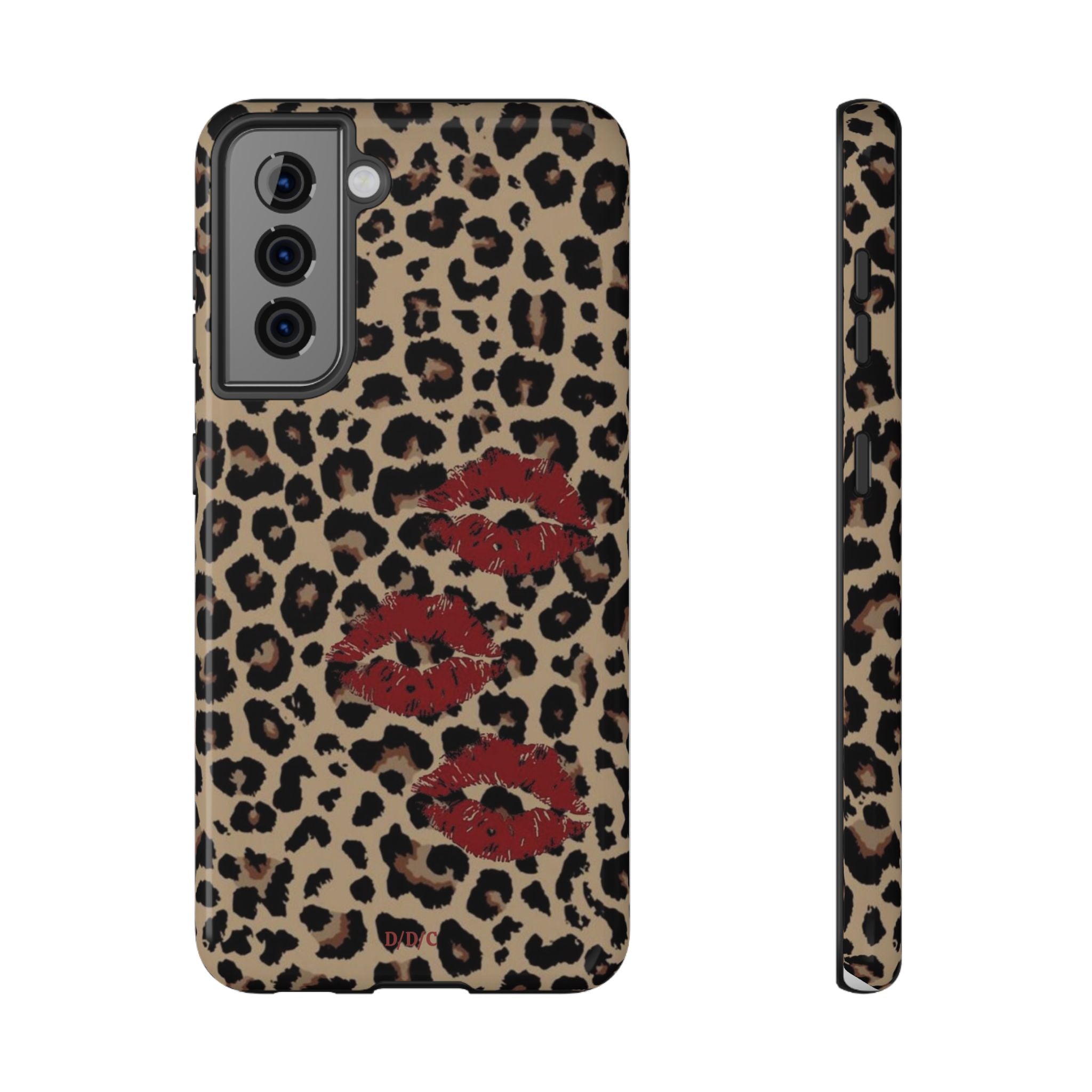 Leopard Kiss