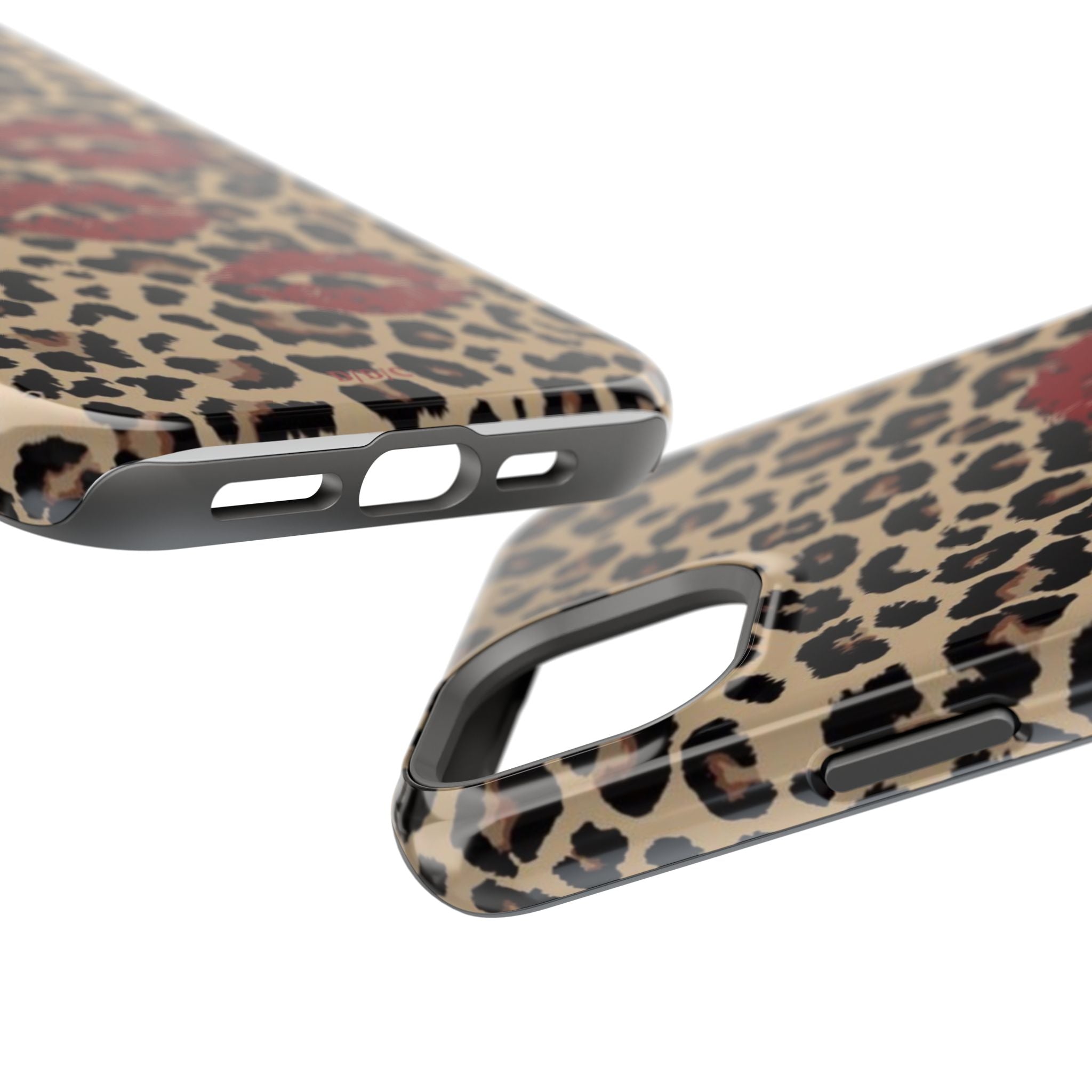 Leopard Kiss