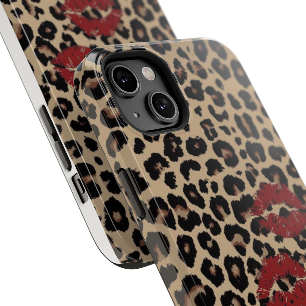 Leopard Kiss
