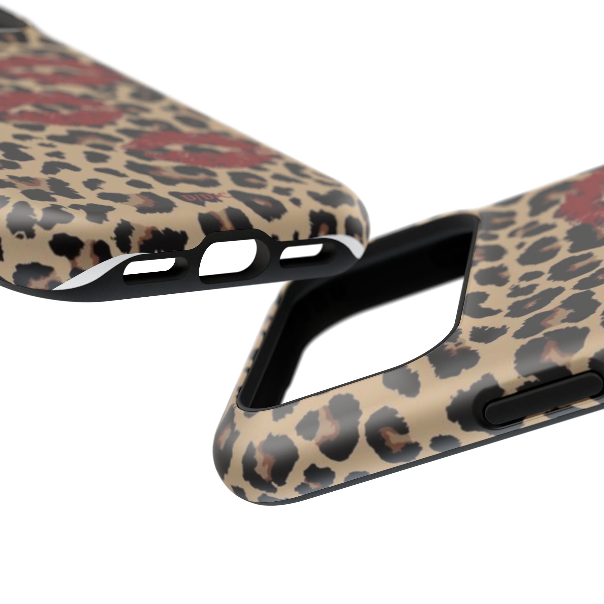Leopard Kiss