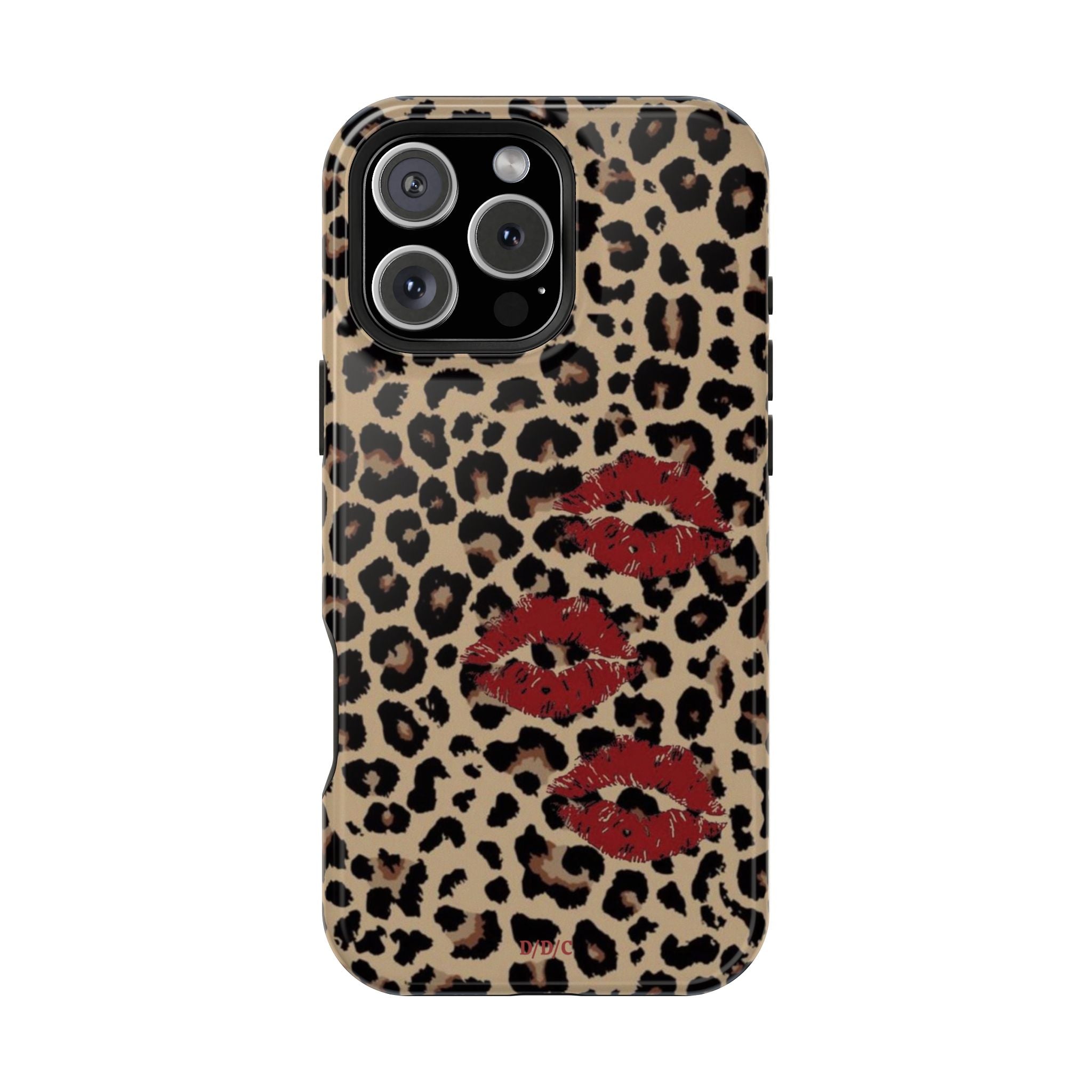 Leopard Kiss