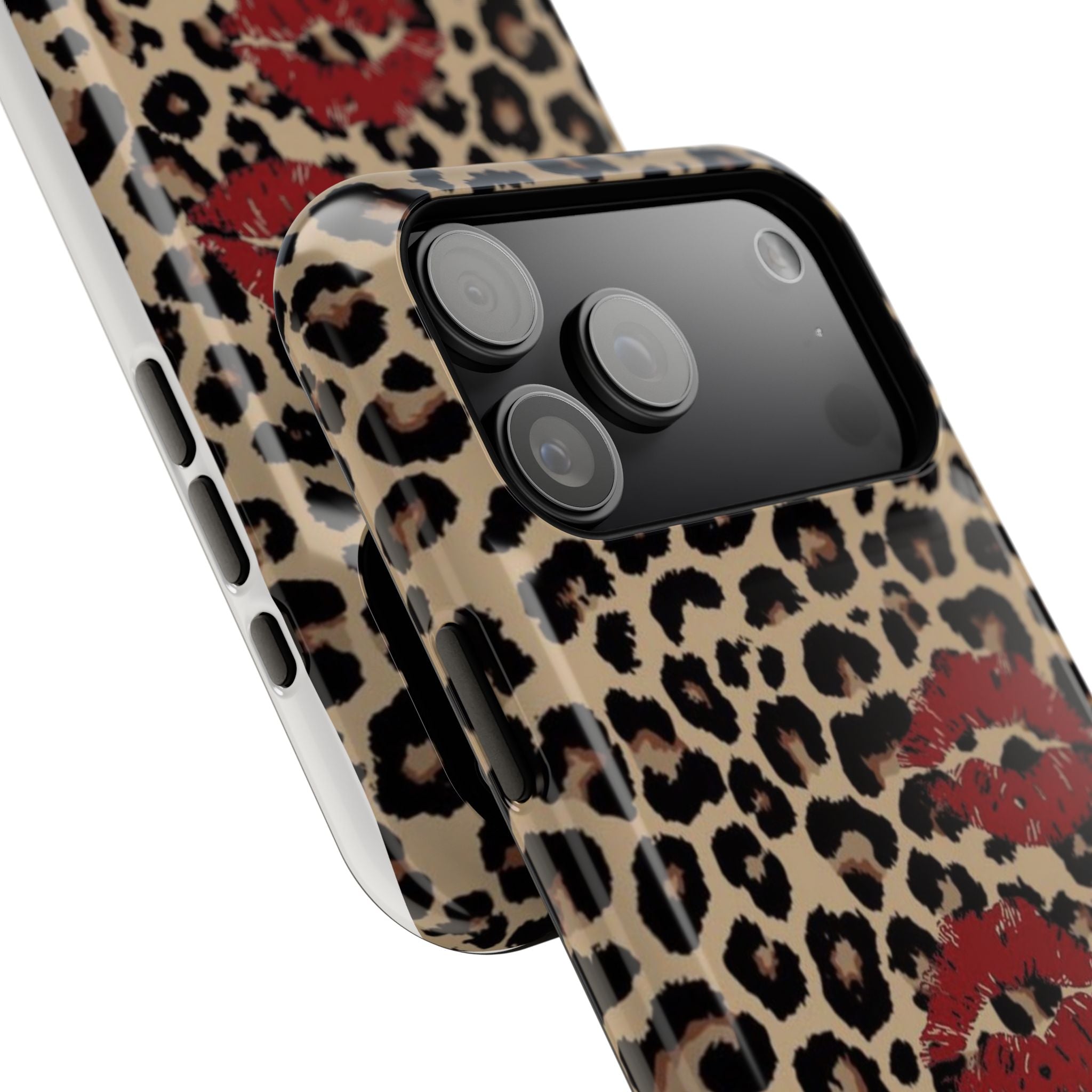 Leopard Kiss