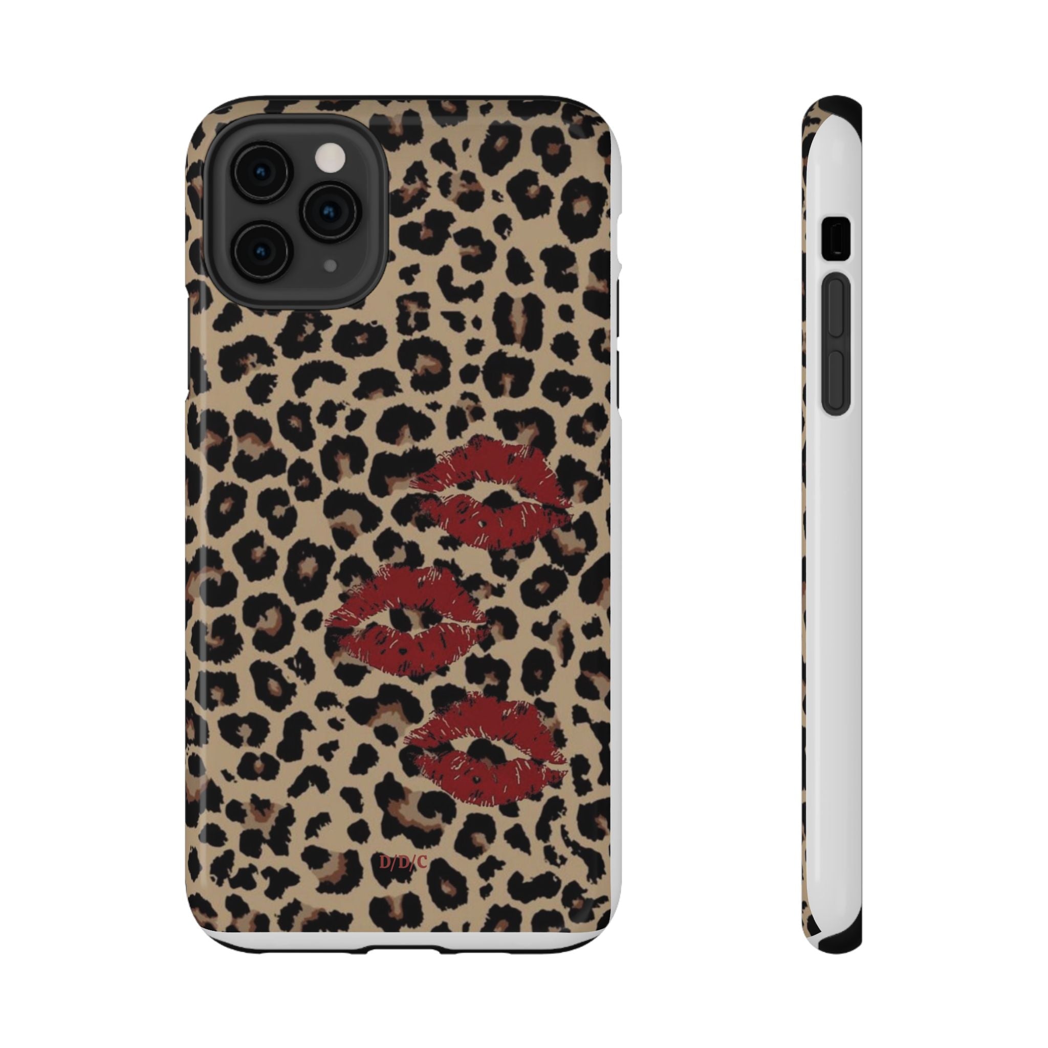 Leopard Kiss