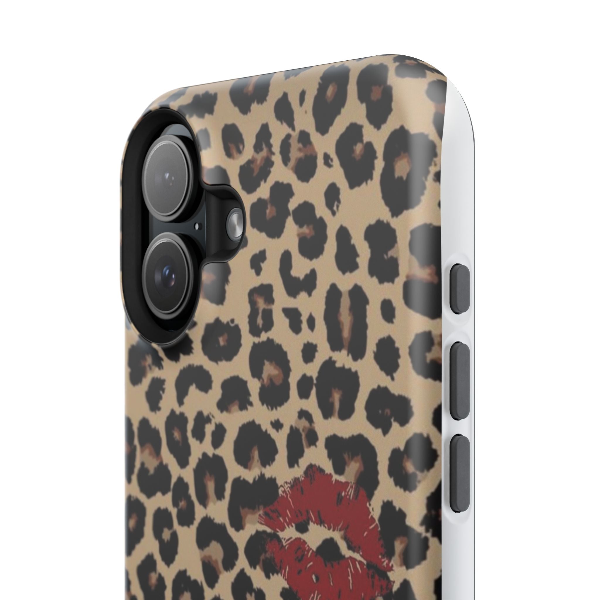 Leopard Kiss