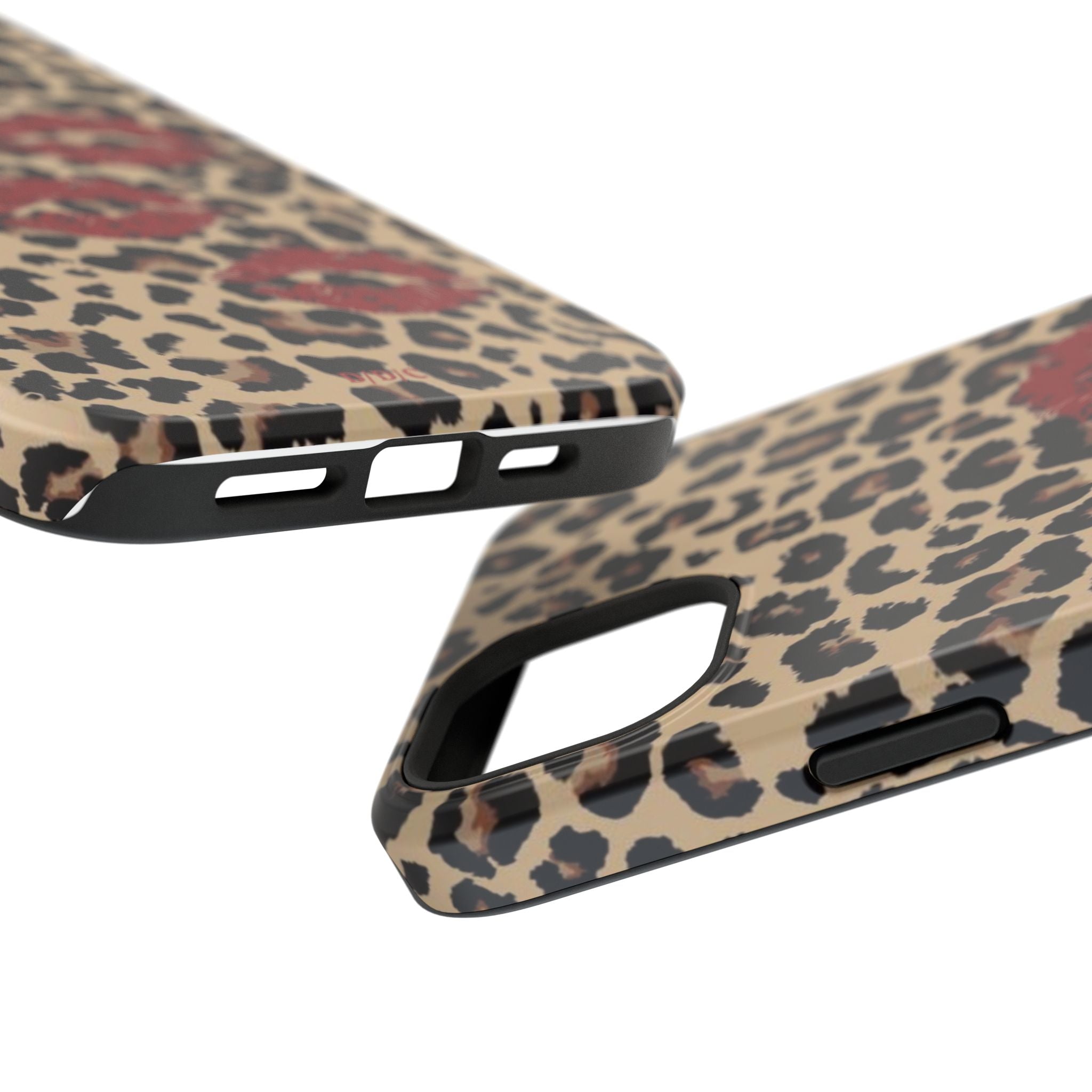 Leopard Kiss